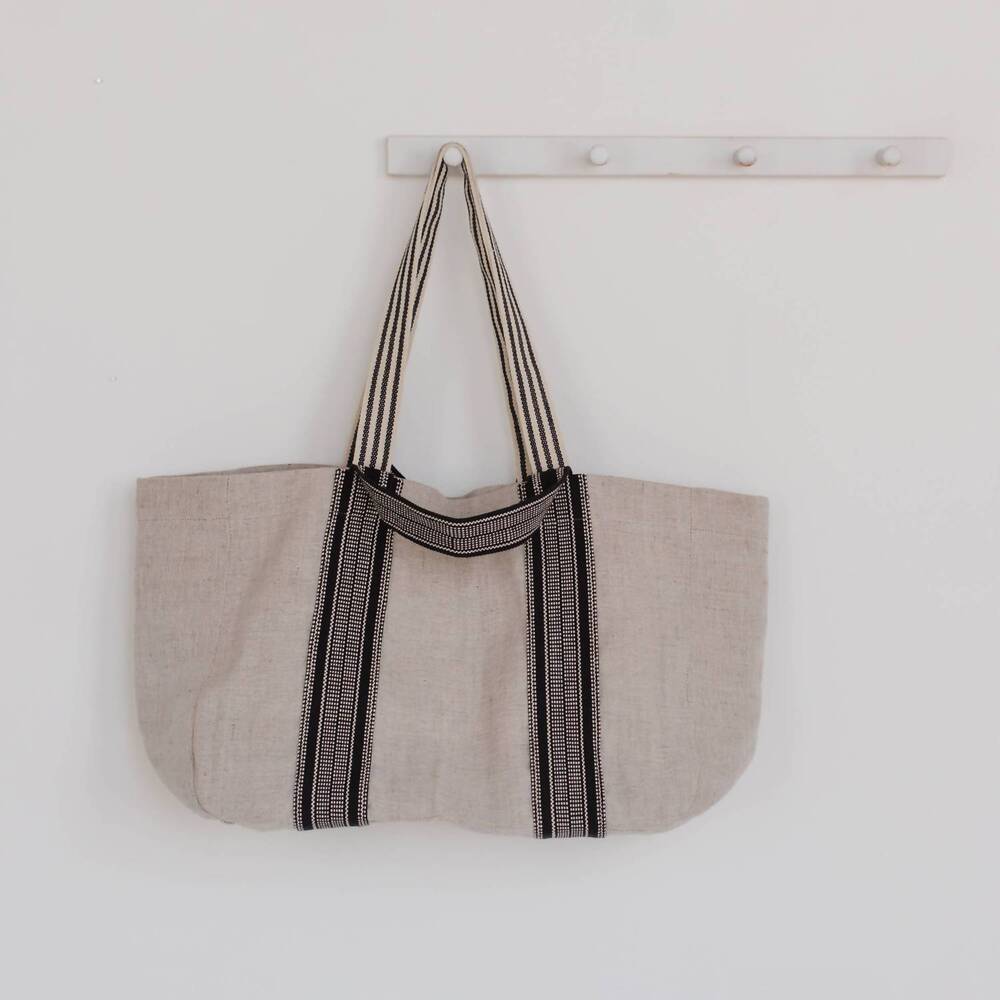 NEW WILL & ATLAS women's dual handle shoulder bag in natural